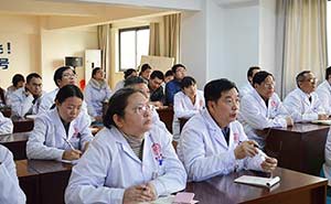 医院医务人员现场.jpg